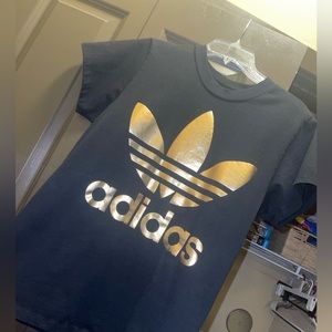 Adidas womens XS gold foil logo oversized tee